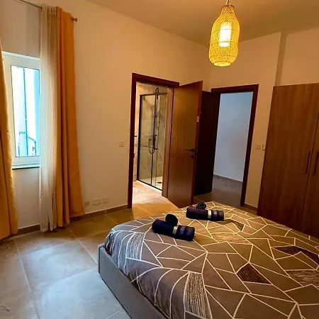 St Julians's Urban Appartement Is-Swieqi