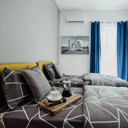 St Julians's Urban Apartment