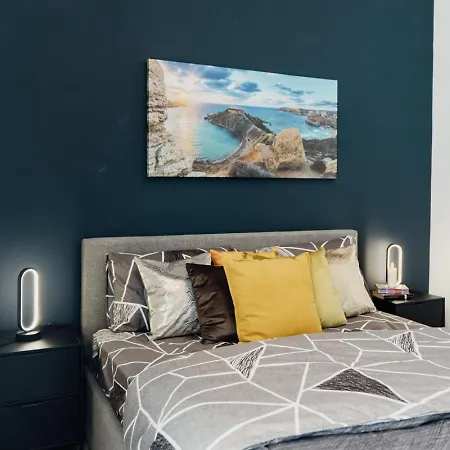 St Julians`s Urban Apartman *