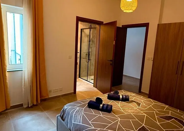 St Julians's Urban Apartament Is-Swieqi